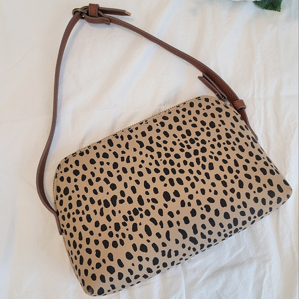 Universal Thread Animal Print Purse - Picture 3 of 11